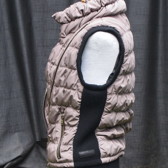 Calvin Klein, Grey/Black Vest - Picture 7 of 13